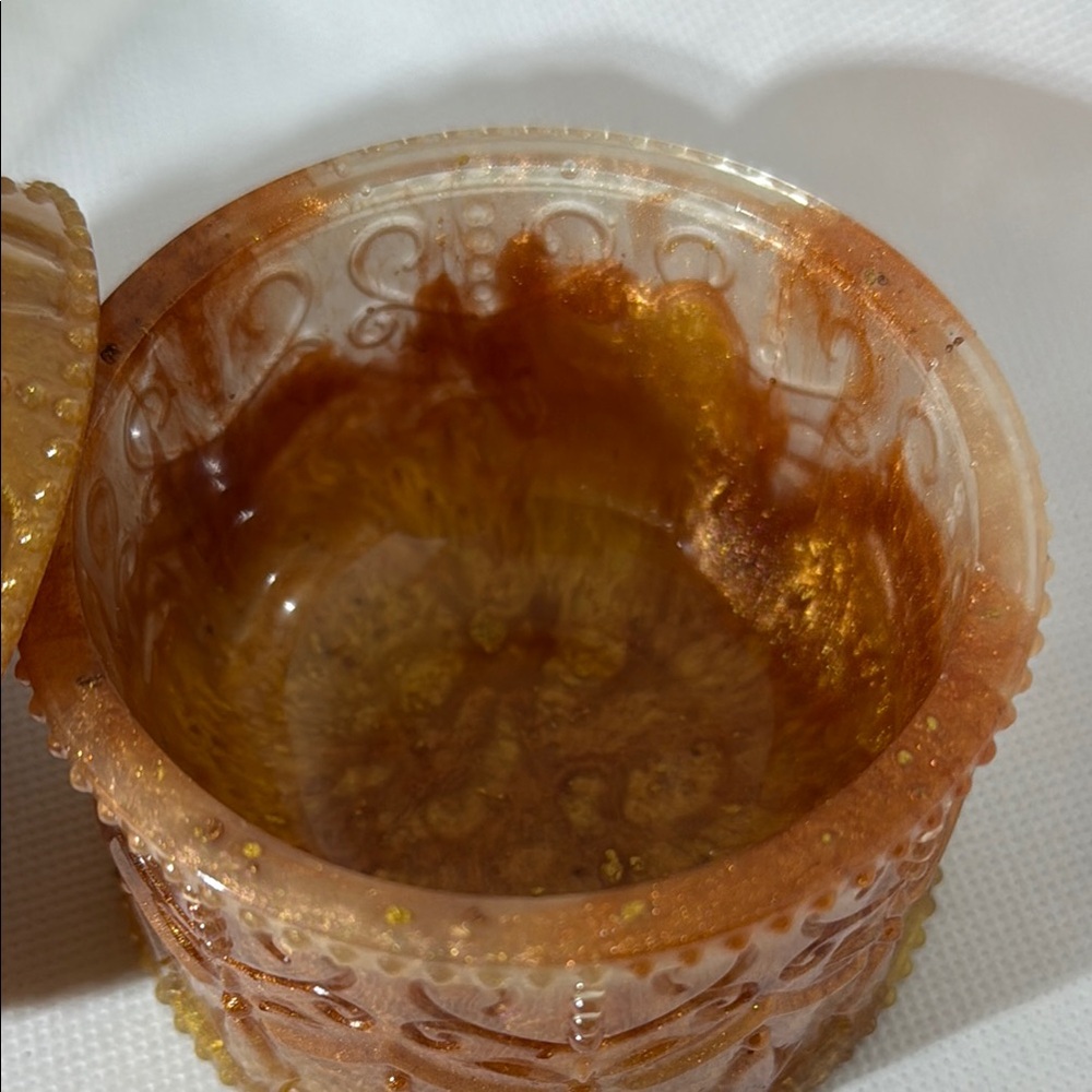 Unique Resin Gold Decorative Jar with Lid - Picture 6 of 7